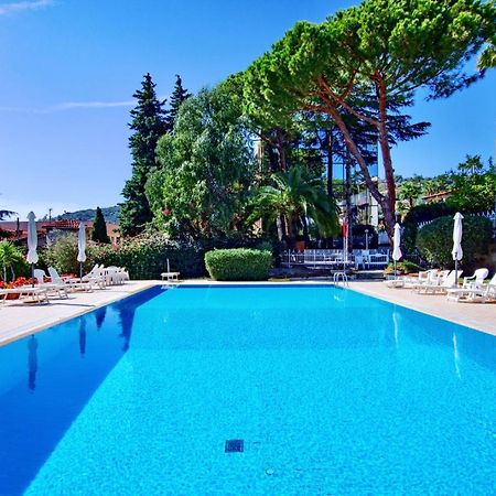 Appartement Free Parking-Sea View, With Pool & Garden à San Remo Extérieur photo
